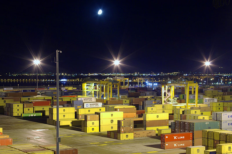Valencia: Der Hafen bei Nacht