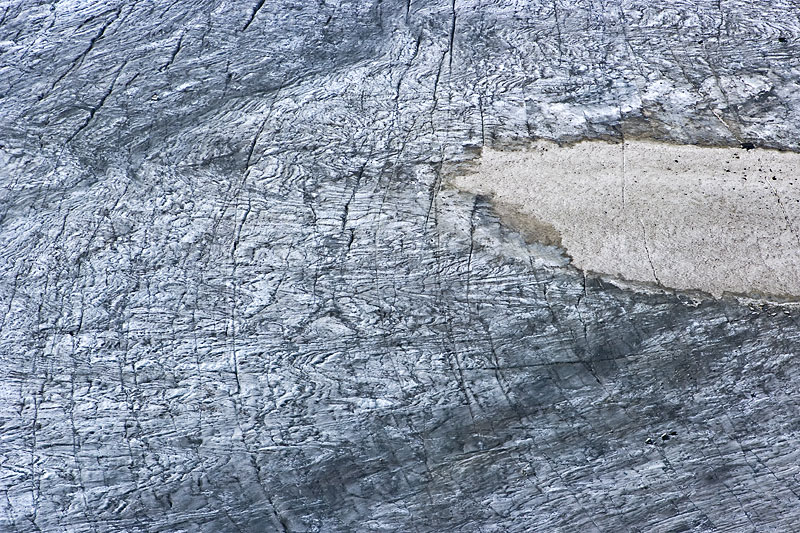 Structures in the ice