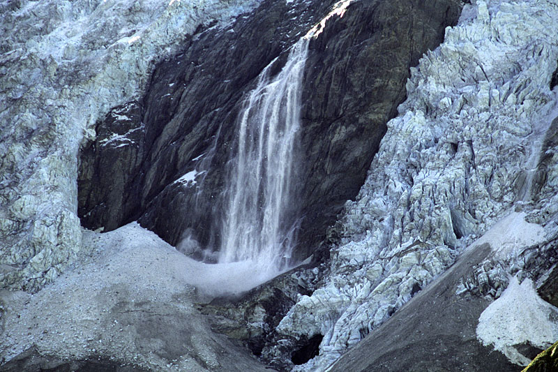 Unterer Grindelwaldgletscher, Eislawine
