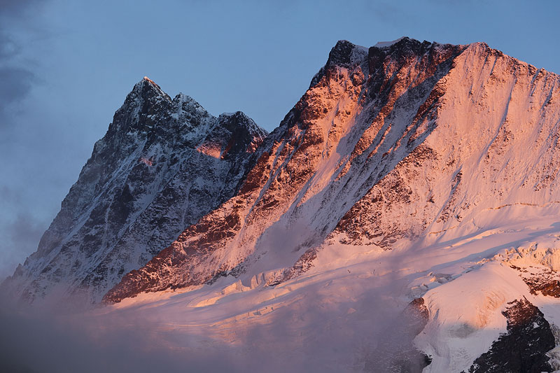Finsteraarhorn, Agassizhorn, Alpenglhen, Gletscher, Sonnenuntergang