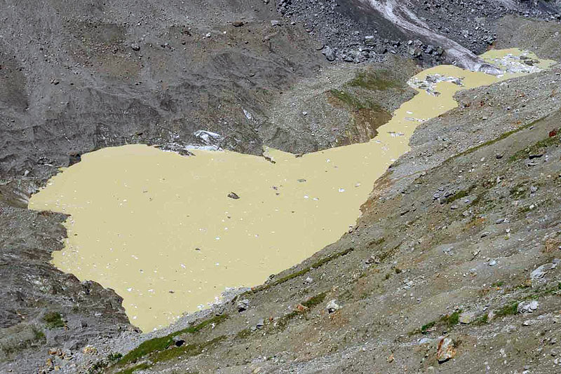 Unterer Grindelwaldgletscher, landslide, glacial lake