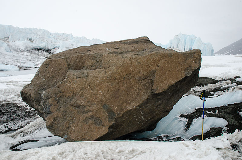 George VI Ice Shelf: moraine features