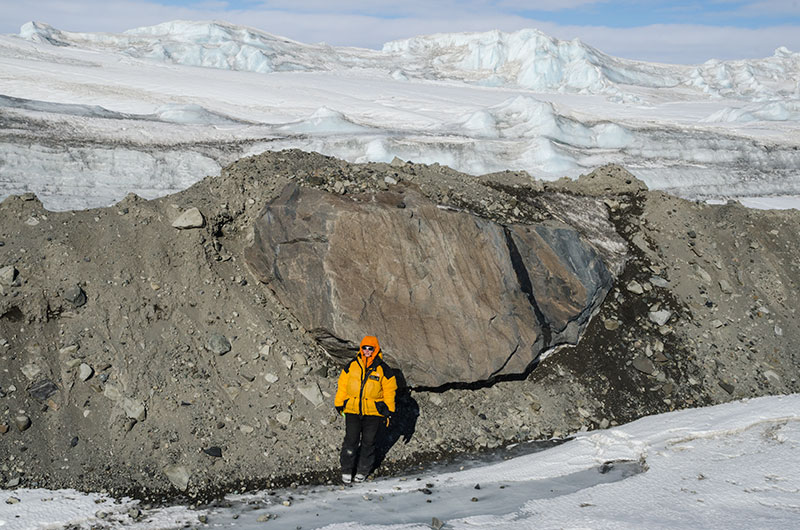 George VI Ice Shelf: moraine features