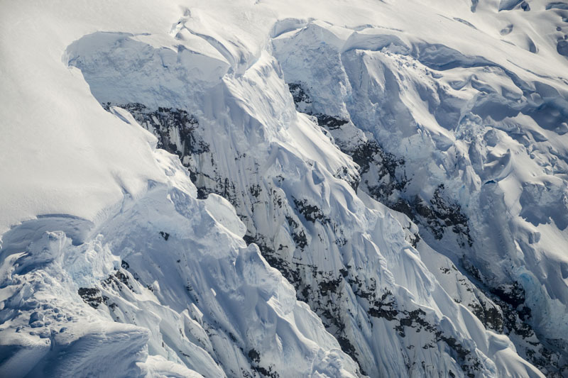 George VI Ice Shelf surrounding mountains