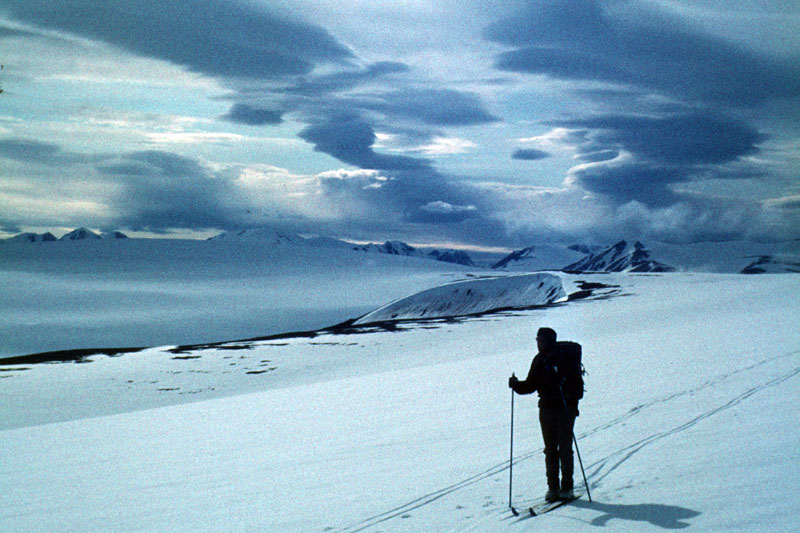 Blizzards In Alaska. Lake lizzards clouds