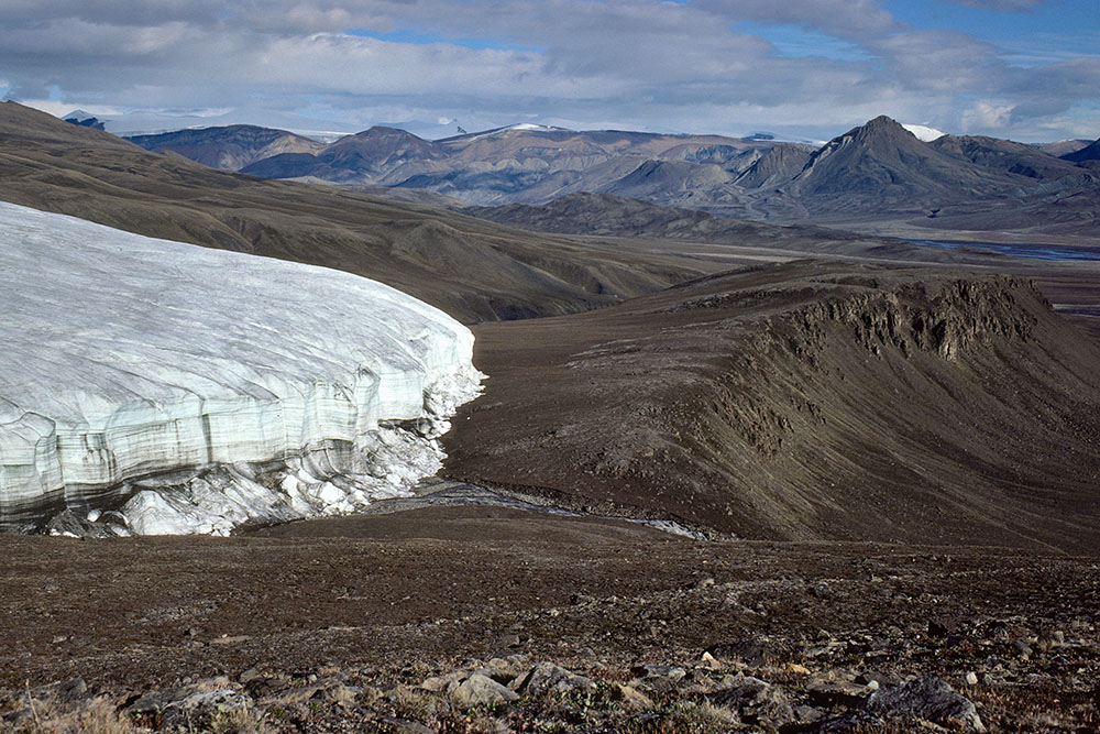 Crusoe Glacier repeat photos 1977-2008-2022