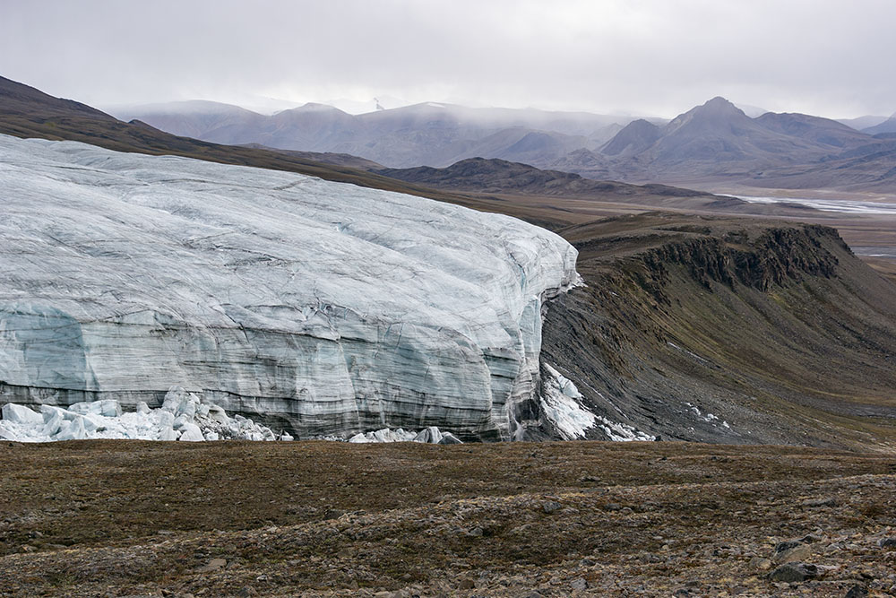 Crusoe Glacier repeat photos 1977-2008-2022