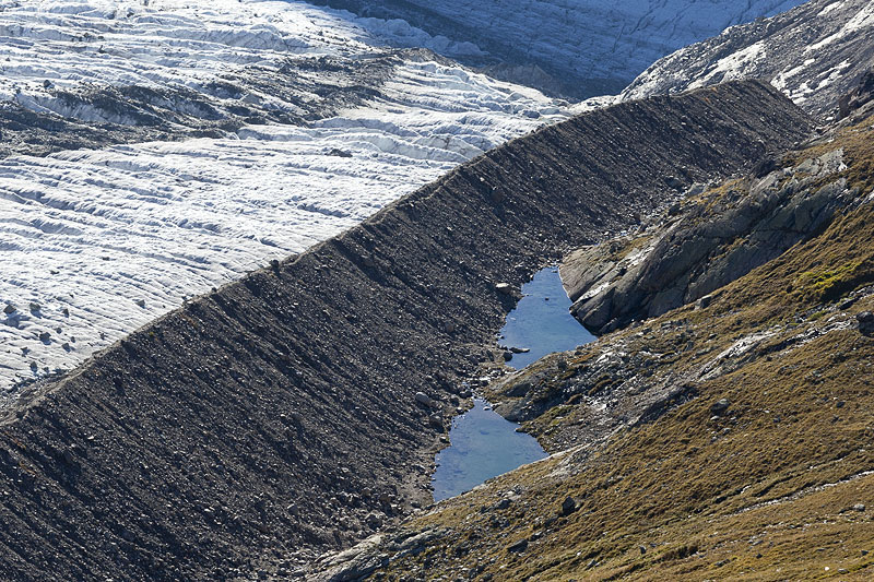 Morteratsch, Bernina, glacier, lateral morain, lake