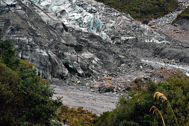 Fox Glacier (Te Moeka o Tuawe in Maori) Fox Glacier (Te Moeka o Tuawe in Maori)
