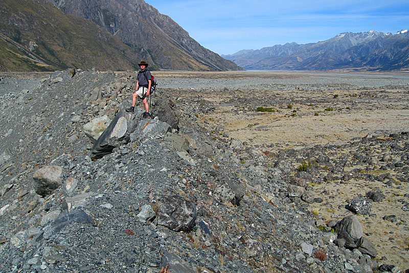 Tasman Glacier and glacial lake 2007 and 2008