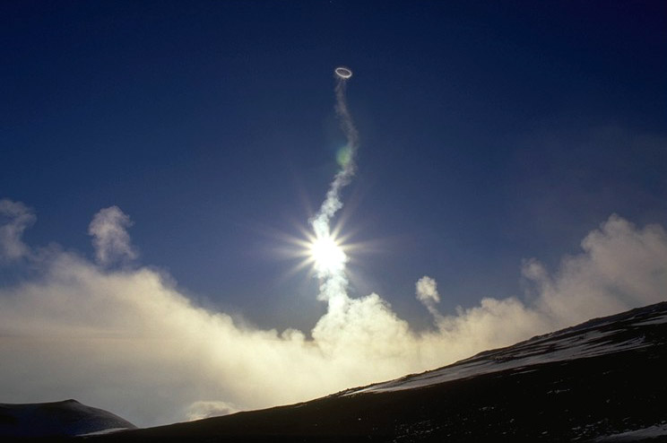 Universi di ghiaccio e di anelli sull'Etna: Foto e Video (23-25.2.2000)