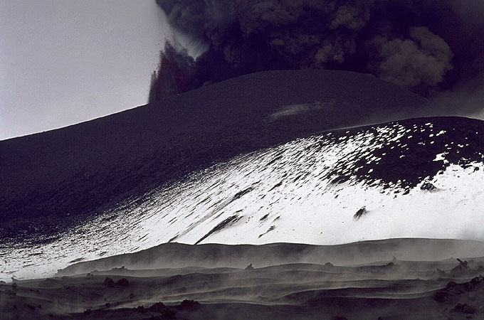 Lateral Eruption 2002: The South Vent