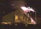Eruzione Laterale 2002/03: Danni di un flusso di lava dalla Bocca Sud - Pagina dei video
