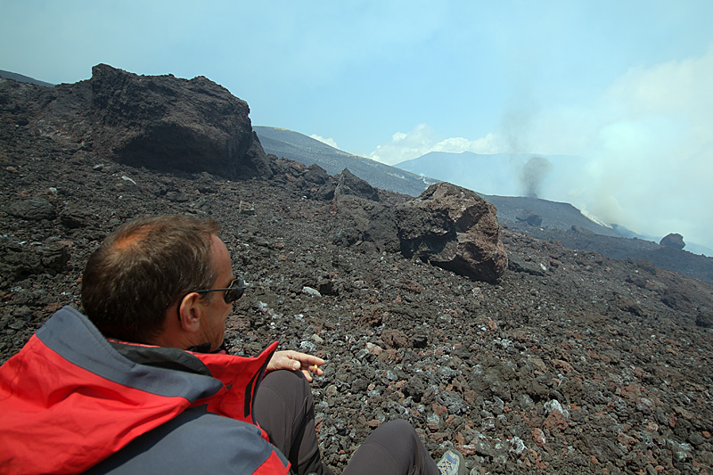 13. Juni 2008: Starke Aktivitt der Eruptionsspalte im Valle del Bove
