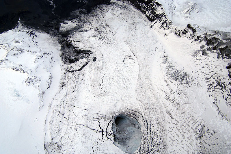 Eyafallajökull: subglacial volcanic eruption (continued 3) Eyafallajökull: subglacial volcanic eruption (continued 3)