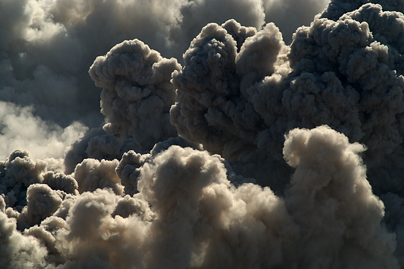Pyroclastic flows in Whites Ghaut in daylight (28 - 31 Jan 2010)