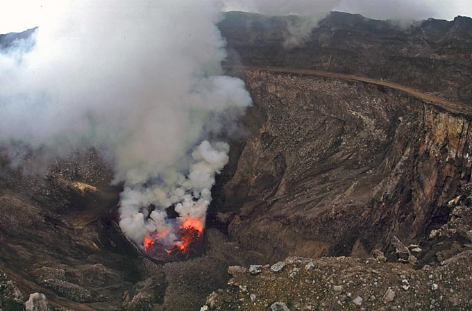 Nyiragongo Maggio 2005: Pagina delle Foto