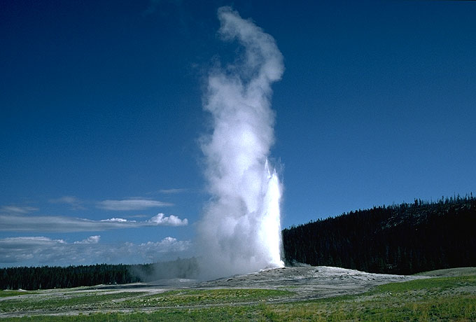 Geyser eruptions: Photos