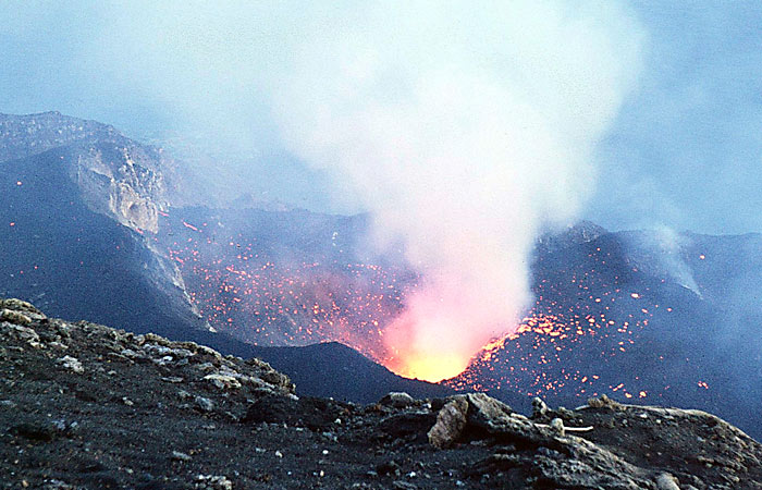 Stromboli around 1970: Travelling and climbing the volcano the old-fashioned way