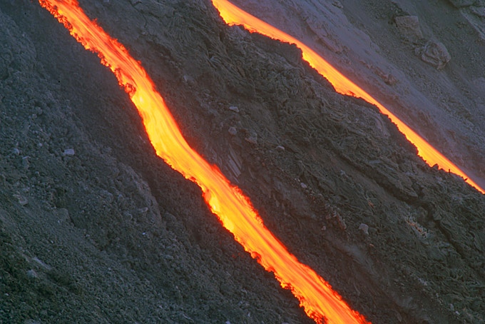 Eruption March 2007: Lava Flows from Filo del Fuoco
