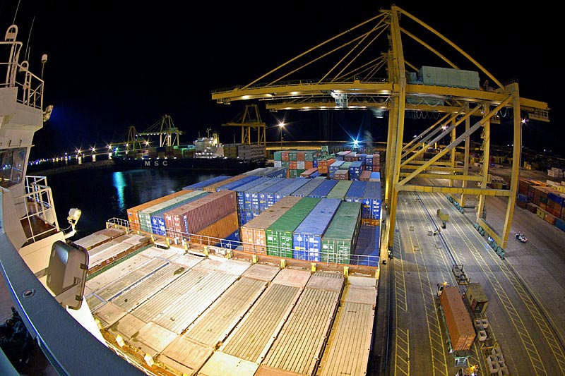 Valencia: Der Hafen bei Nacht