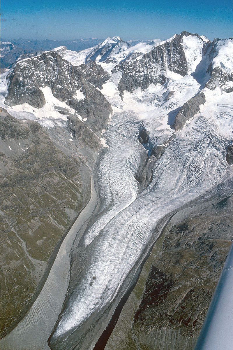 2021-2023: Luftbilder und Wiederholungsaufnahmen Tschiervagletscher