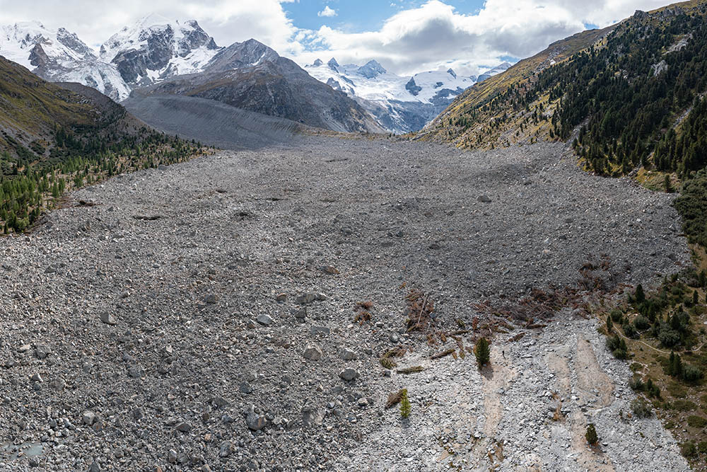 Landslide over Vadret da Tschierva 2024 Landslide over Vadret da Tschierva 2024