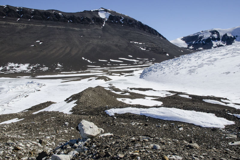 Erratic Valley and Glacier Erratic Valley and Glacier