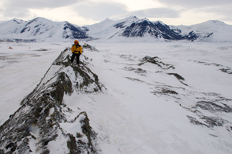 George VI Ice Shelf: moraine features