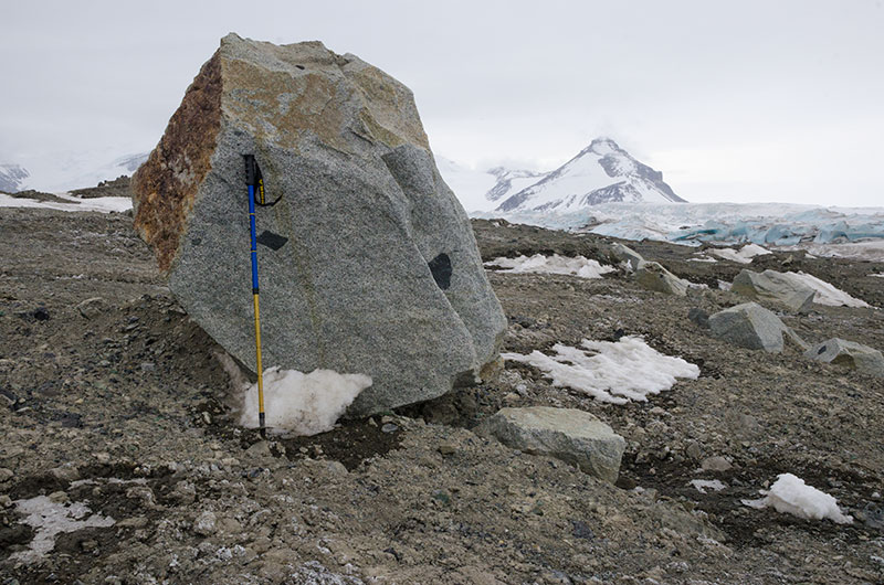 George VI Ice Shelf: moraine features