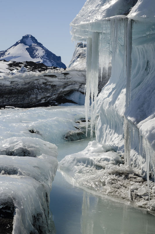 George VI Ice Shelf structures and morphological features