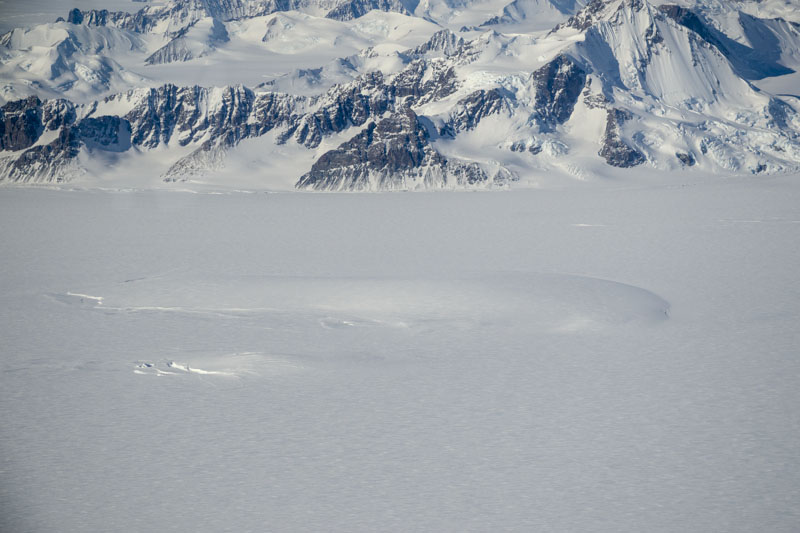 George VI Ice Shelf structures and morphological features