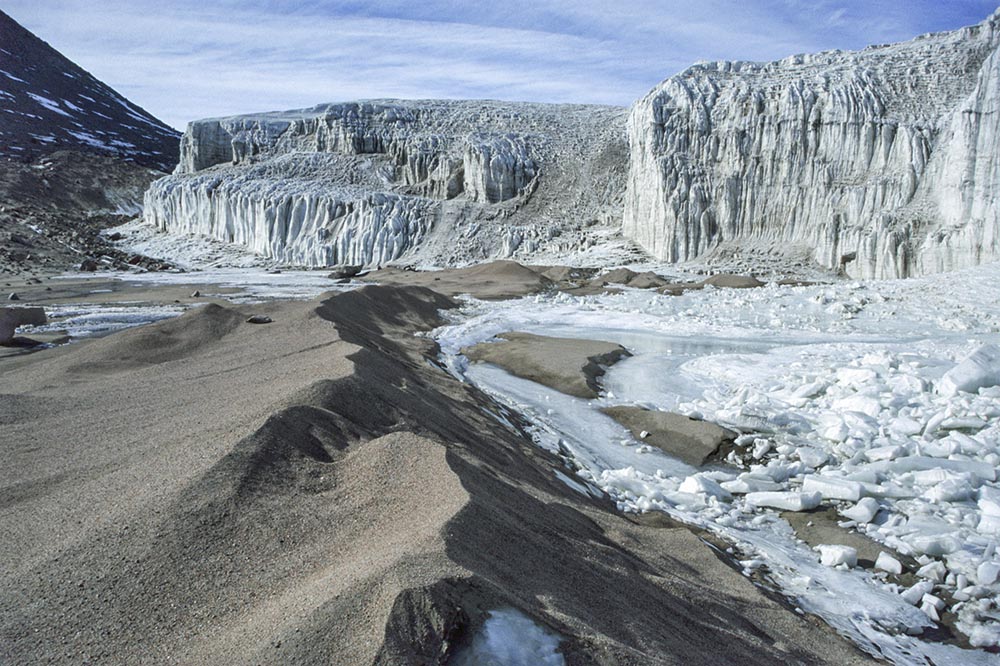 Victoria Lower Glacier, Dry Valleys, Antarctica
Victoria Lower Glacier, Dry Valleys, Antarctica