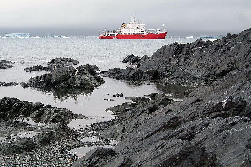 Mesozoic plate margin activity, Antarctic Peninsula