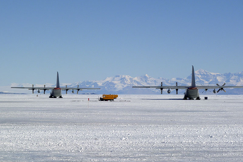 Flight to Antarctica