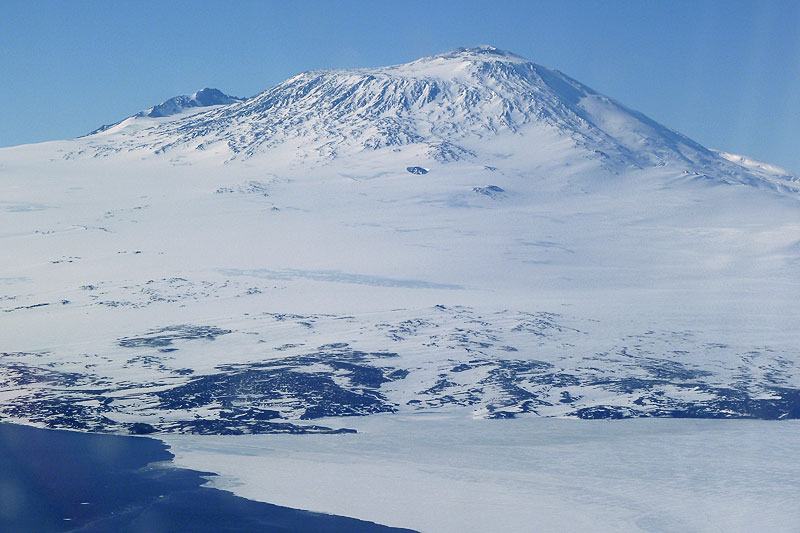 Flight to Antarctica