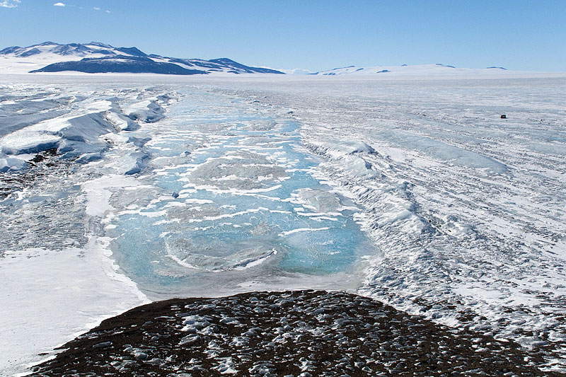 Ice shelf drainage