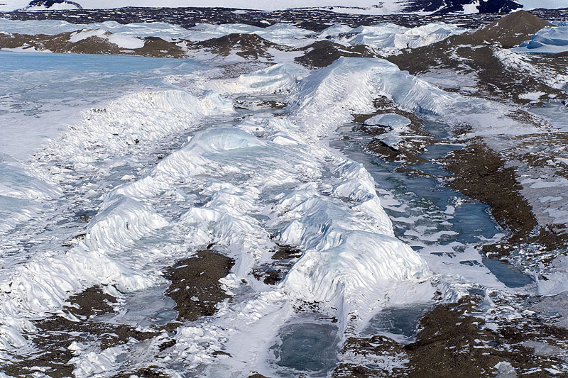 Ice shelf drainage Ice shelf drainage