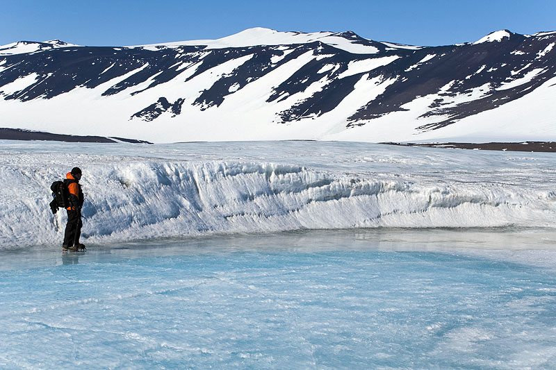 Ice shelf drainage