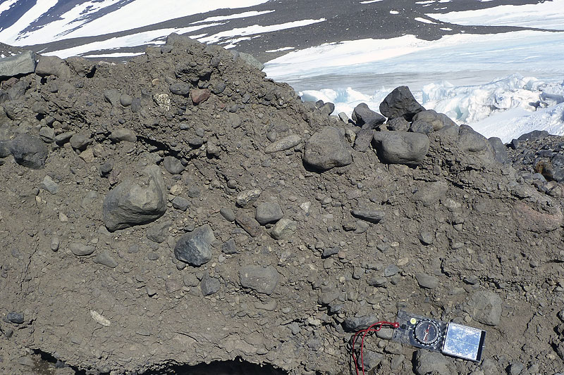 Ice shelf moraines Ice shelf moraines