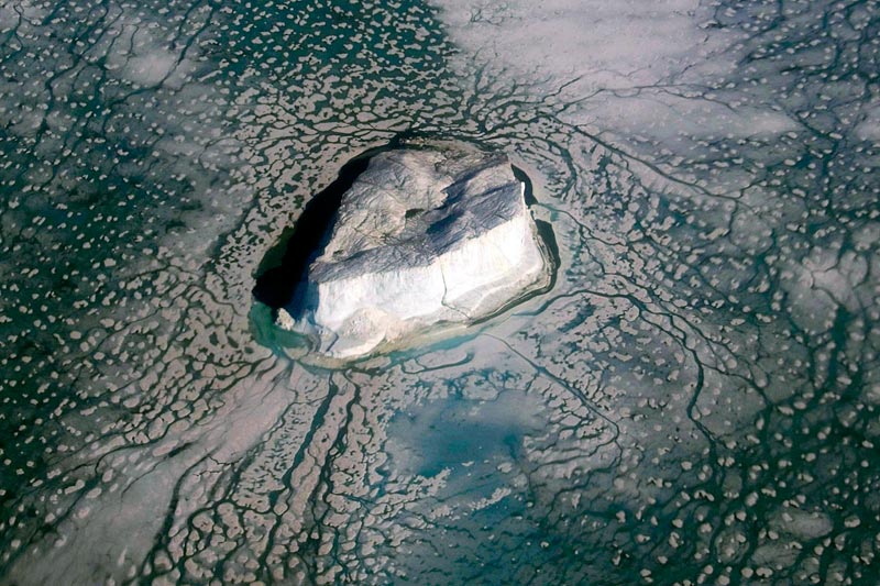 Sea Ice and Icebergs