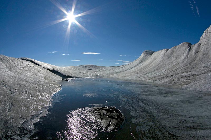 Crusoe Glacier: shapes and colours