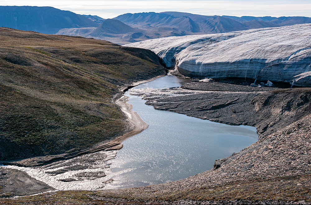 Crusoe Glacier repeat photos 1977-2008-2022