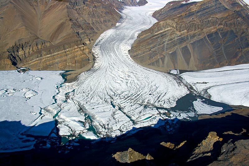 Phantom Lake, Finger Lake and Phantom Peak