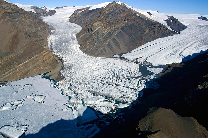 Phantom Lake, Finger Lake and Phantom Peak