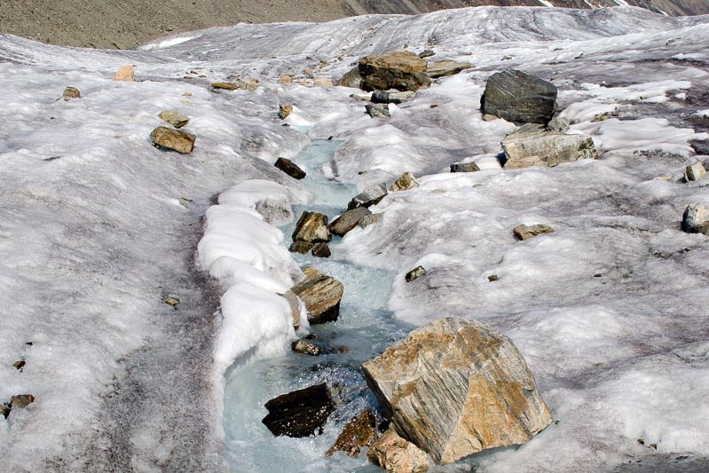 Stagnation Glacier hydrology
