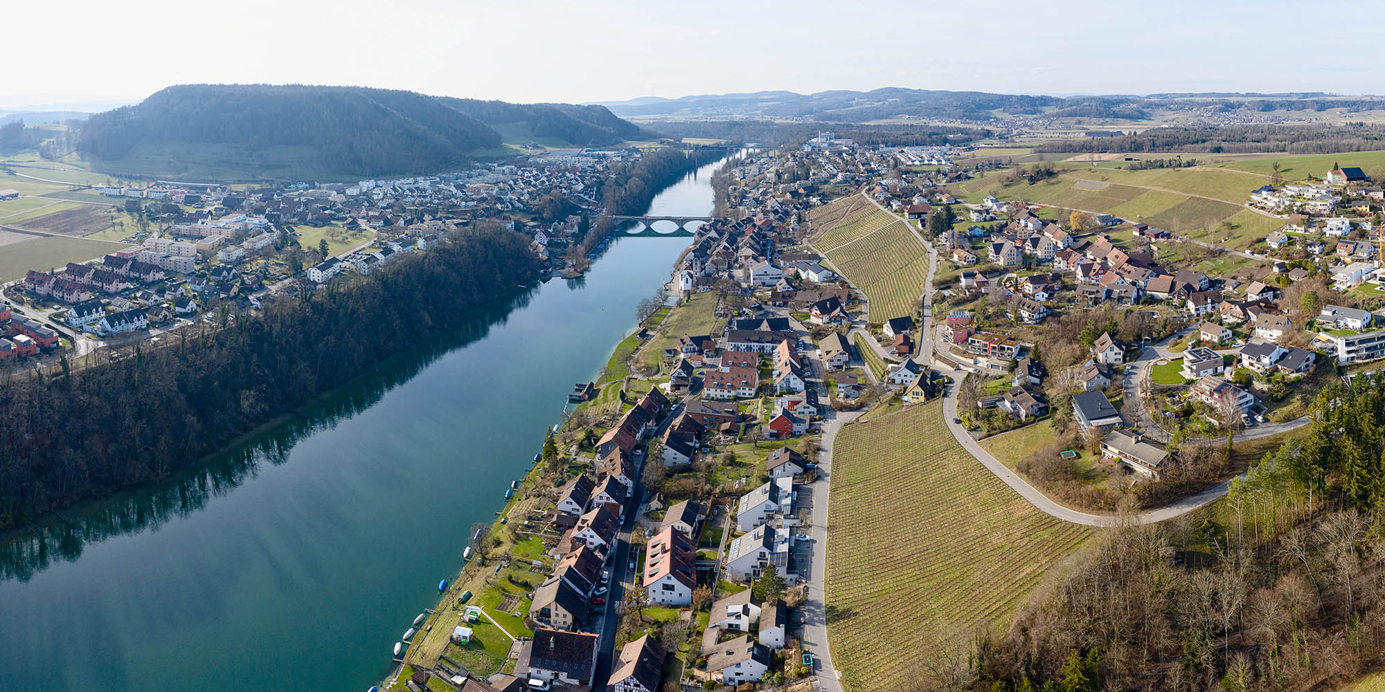 Schmelzwasserrinnen und Schotterterrassen