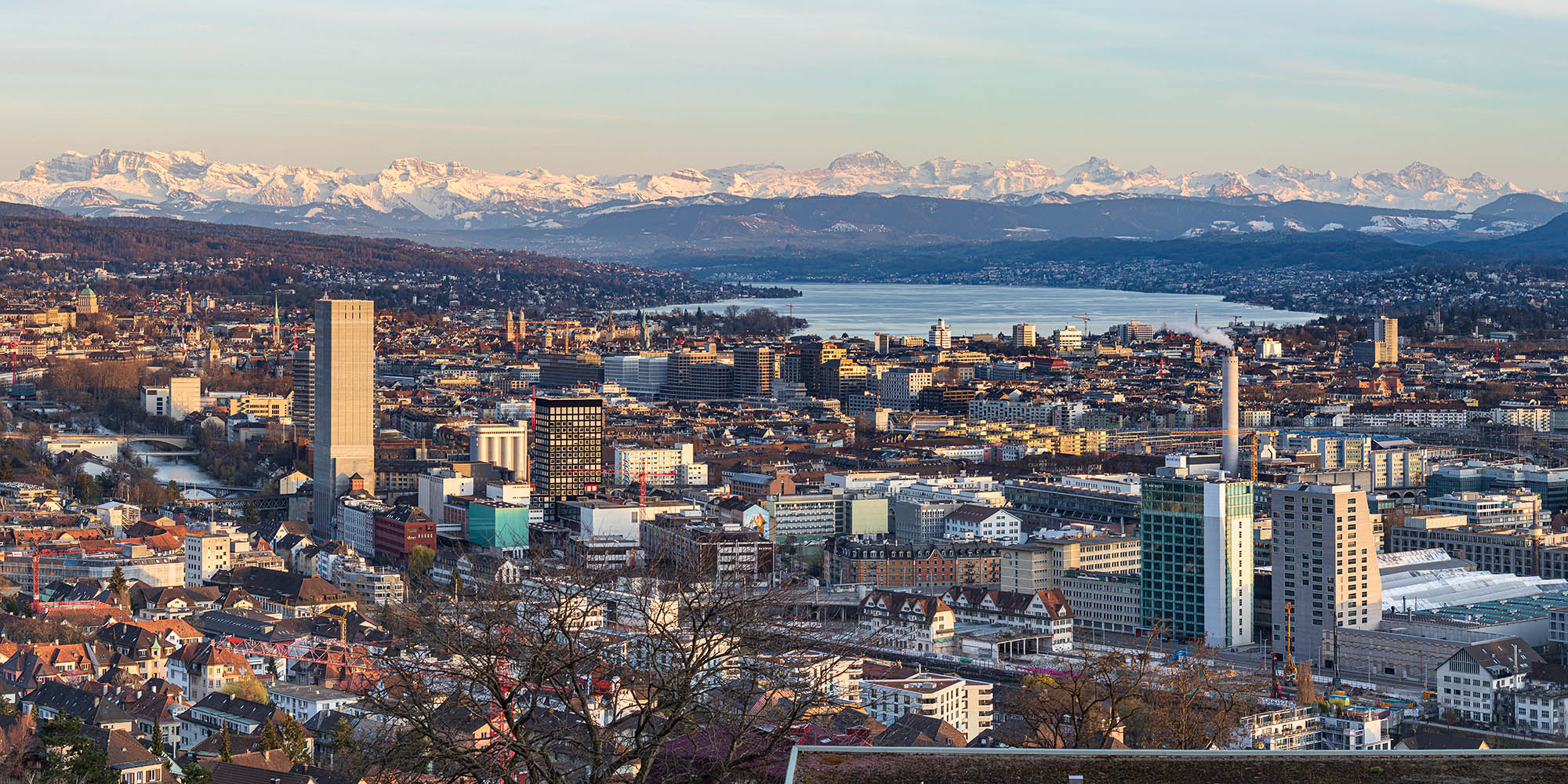 Toteislöcher und Zungenbeckenseen Toteislöcher und Zungenbeckenseen