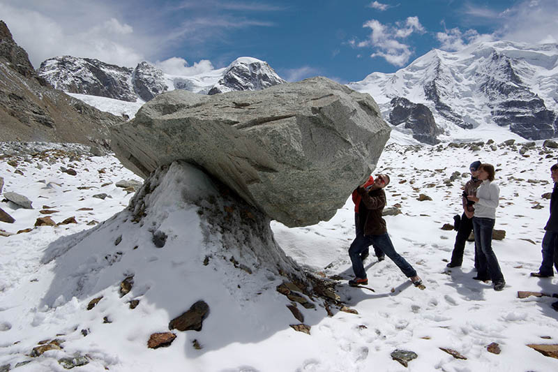 Migrating boulders: an overview