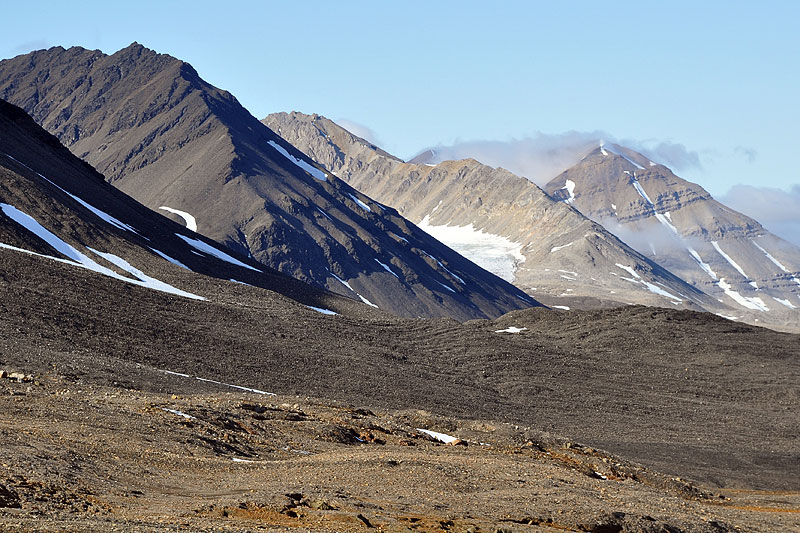 Austre Lovnbreen: the glacier forefield